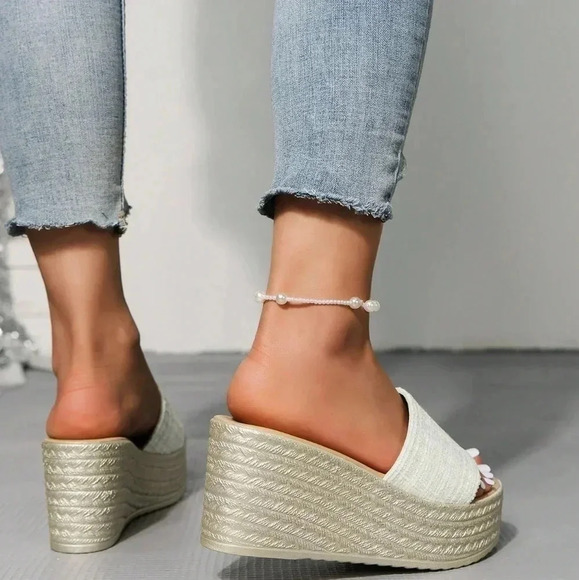 Ladies' Wedge Platform Woven Embroidery Multicolor Holiday Style Sandals - Picture 5 of 6